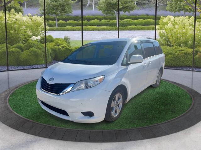 2012 Toyota Sienna