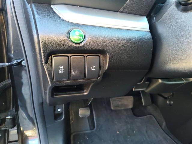 Photo of 2015 Kona Coffee Metallic Honda CR-V