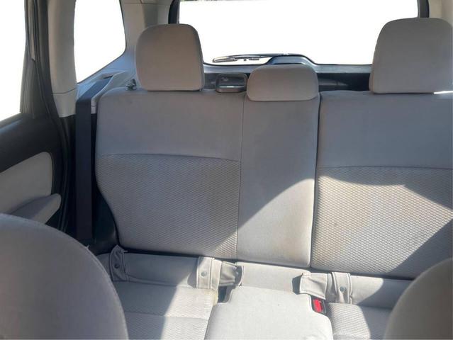 Photo of 2014 Dark Gray Metallic Subaru Forester