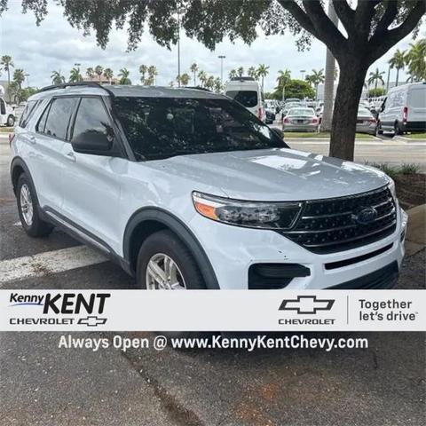 Photo of 2020 White Ford Explorer