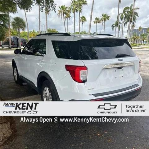 Photo of 2020 White Ford Explorer