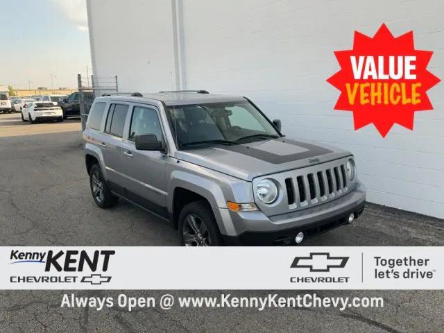 Photo of 2017 Billet Silver Metallic Clearcoat Jeep Patriot