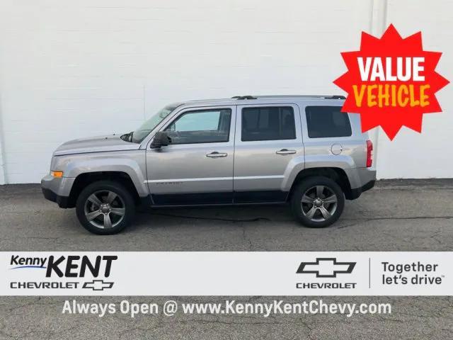 Photo of 2017 Billet Silver Metallic Clearcoat Jeep Patriot