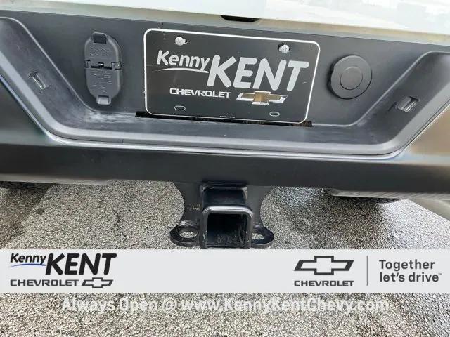 Photo of 2025 Summit White Chevrolet Silverado 2500