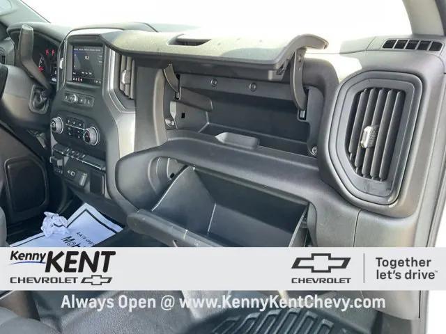 Photo of 2025 Summit White Chevrolet Silverado 2500