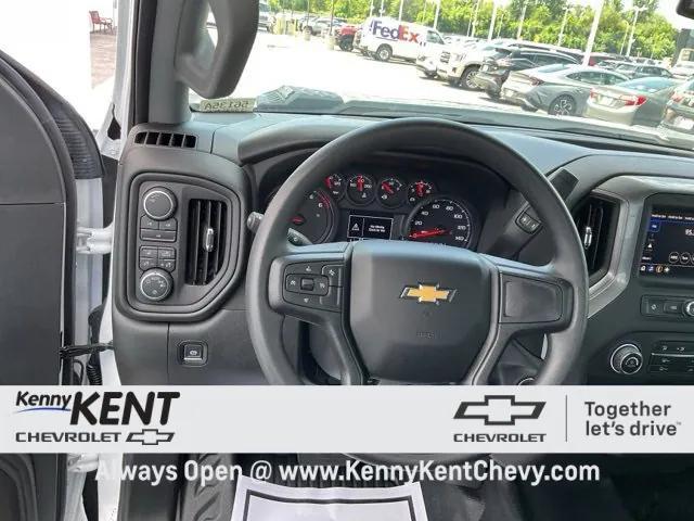 Photo of 2025 Summit White Chevrolet Silverado 2500