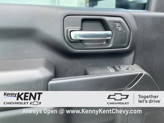 Photo of 2025 Summit White Chevrolet Silverado 2500