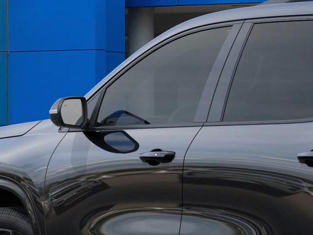 Photo of 2026 Mosaic Black Metallic Chevrolet Traverse