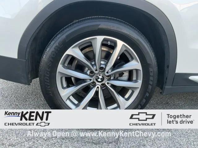 Photo of 2019 White BMW X3