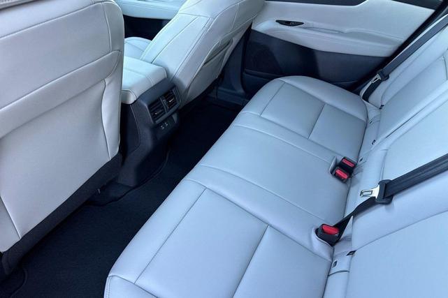 Photo of 2025 Aurora Blue Pearl Metallic/Super Black Nissan Murano