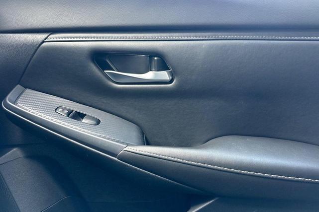 Photo of 2022 Brilliant Silver Metallic Nissan Sentra