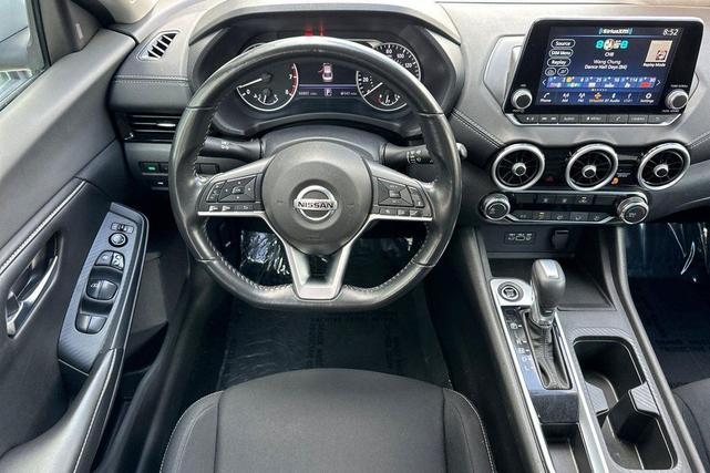 Photo of 2022 Brilliant Silver Metallic Nissan Sentra