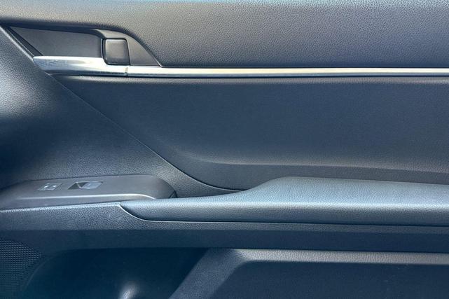 Photo of 2023 Ice Cap Toyota Camry