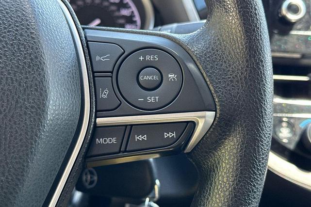 Photo of 2023 Ice Cap Toyota Camry