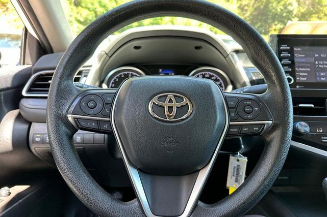 Photo of 2023 Ice Cap Toyota Camry