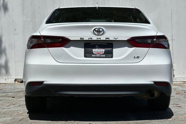 Photo of 2023 Ice Cap Toyota Camry
