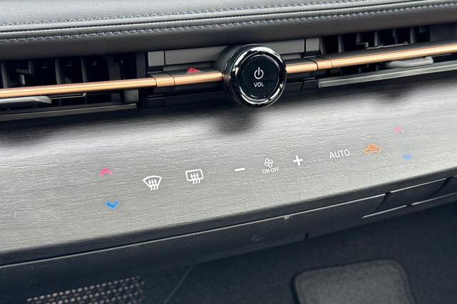 Photo of 2025 Boulder Gray Pearl Nissan ARIYA