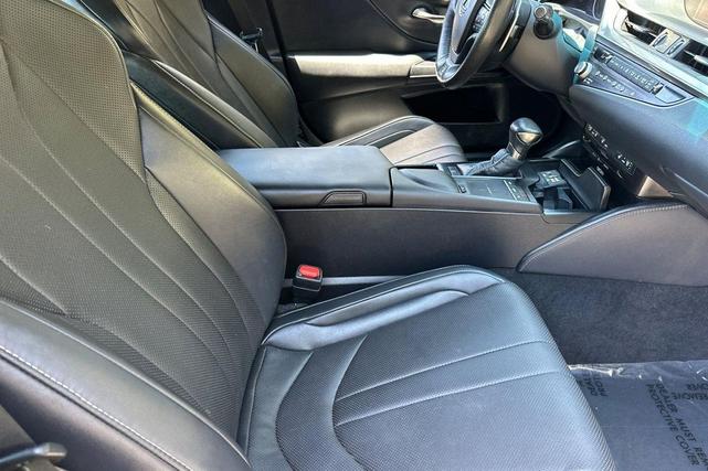 Photo of 2021 Nebula Gray Pearl Lexus ES 350
