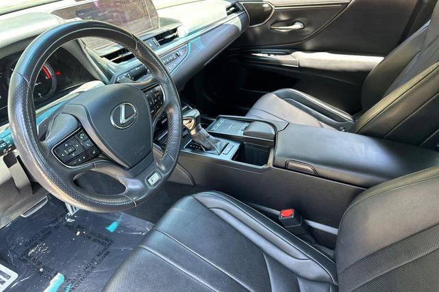Photo of 2021 Nebula Gray Pearl Lexus ES 350