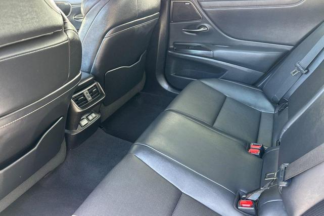 Photo of 2021 Nebula Gray Pearl Lexus ES 350