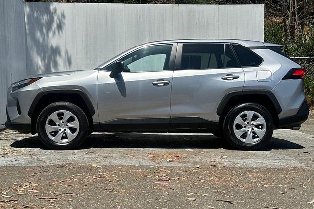 Photo of 2023 Silver Sky Metallic Toyota RAV4