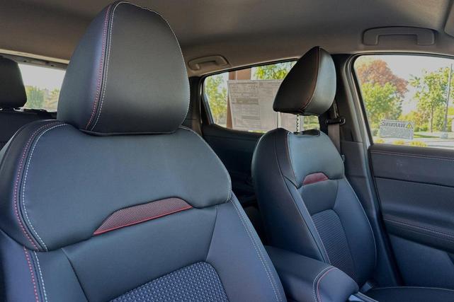 Photo of 2025 Super Black Nissan Kicks