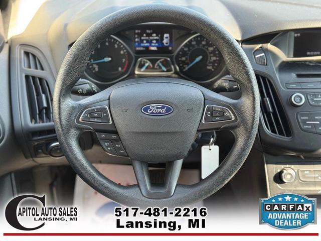 Photo of 2017 Red Ford Focus