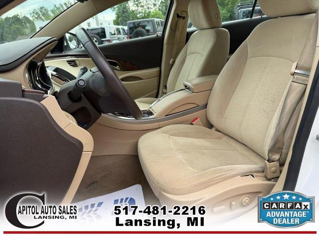 Photo of 2012 White Buick LaCrosse