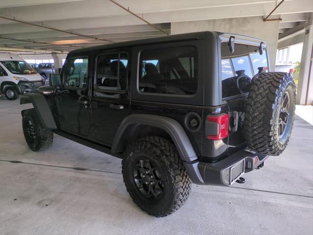 Photo of 2025 Black Clearcoat Jeep Wrangler