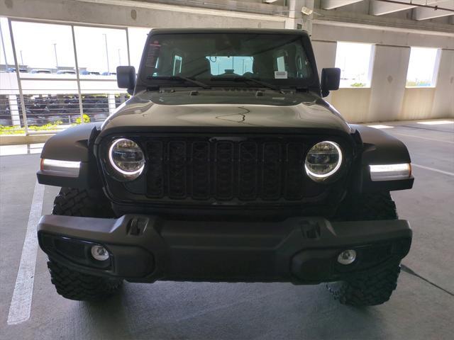 Photo of 2025 Black Clearcoat Jeep Wrangler