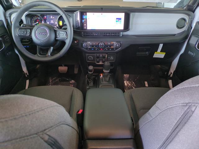 Photo of 2025 Bright White Clearcoat Jeep Wrangler 4xe