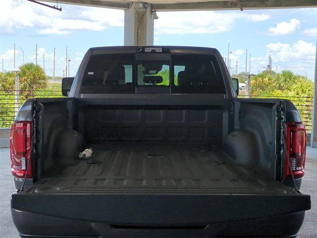 Photo of 2025 Granite Crystal Metallic Clearcoat RAM 2500