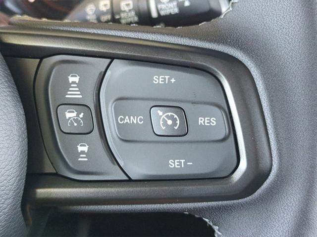 Photo of 2025 Black Clearcoat Jeep Wrangler