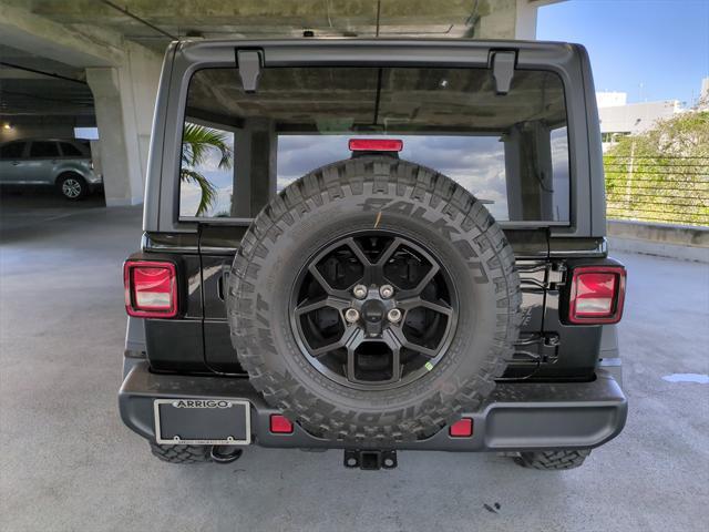 Photo of 2025 Black Clearcoat Jeep Wrangler