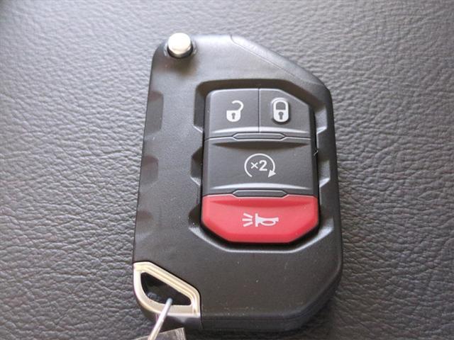 Photo of 2025 Black Clearcoat Jeep Wrangler