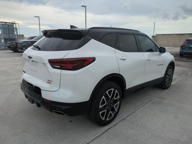 Photo of 2024 Iridescent Pearl Tricoat Chevrolet Blazer