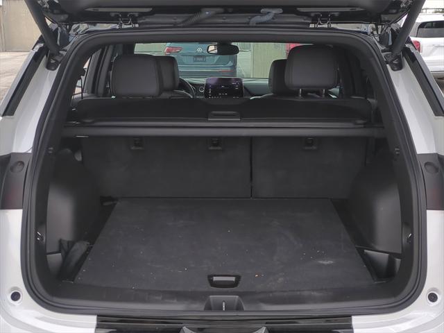Photo of 2024 Iridescent Pearl Tricoat Chevrolet Blazer