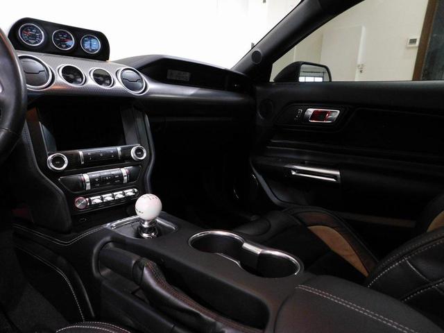 Photo of 2021 yellow Ford Mustang