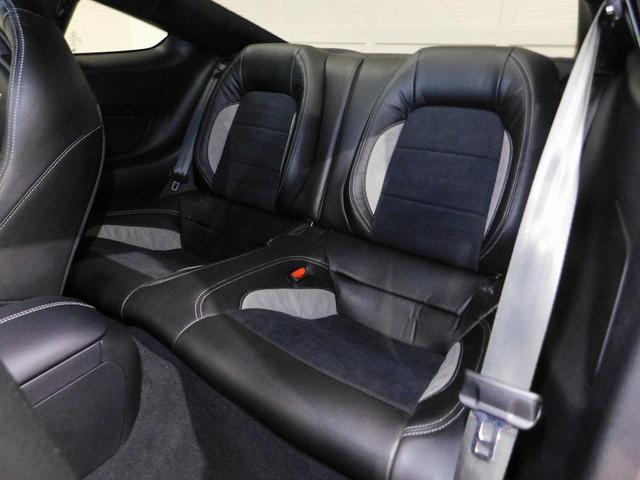 Photo of 2021 yellow Ford Mustang
