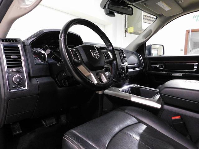 Photo of 2018 Bright White Clearcoat RAM 1500