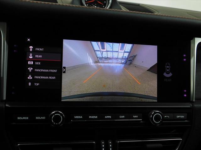 Photo of 2021 Jet Black Metallic Porsche Macan
