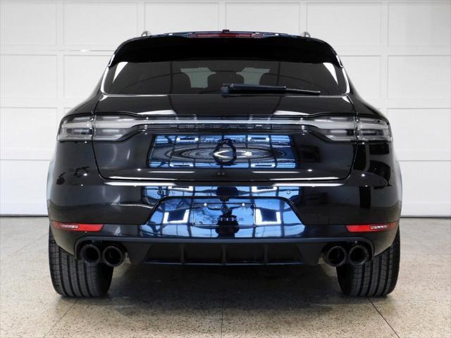 Photo of 2021 Jet Black Metallic Porsche Macan