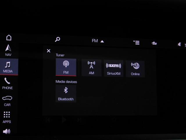 Photo of 2021 Jet Black Metallic Porsche Macan
