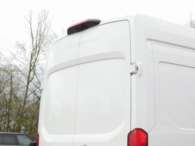 Photo of 2022 Oxford White Ford Transit-250
