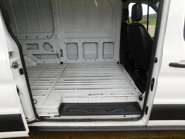 Photo of 2022 Oxford White Ford Transit-250