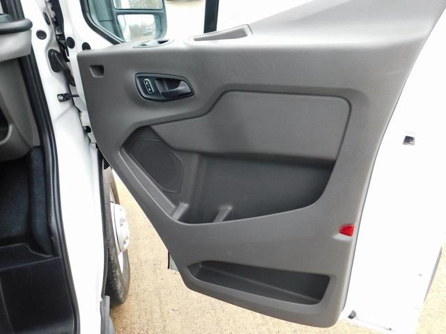 Photo of 2022 Oxford White Ford Transit-250