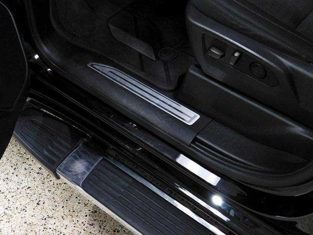 Photo of 2024 Black Chevrolet Silverado 1500