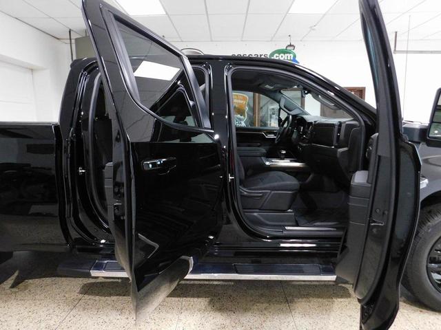 Photo of 2024 Black Chevrolet Silverado 1500