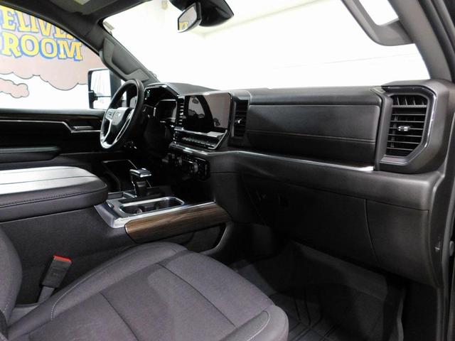 Photo of 2024 Black Chevrolet Silverado 1500