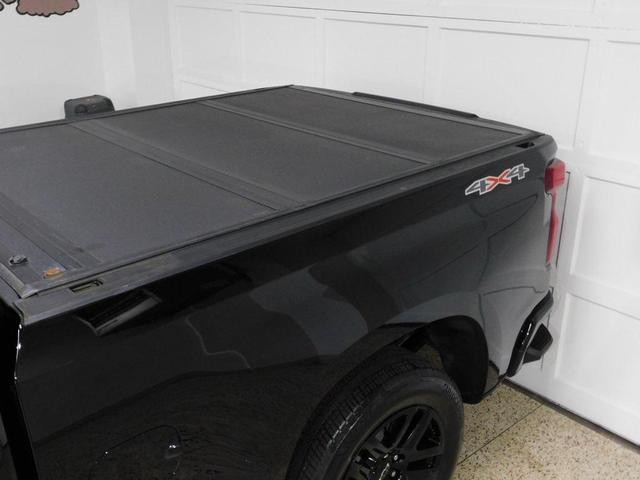 Photo of 2024 Black Chevrolet Silverado 1500